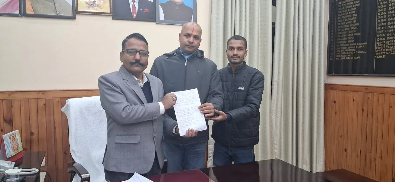 बाघ के आतंक पर कांग्रेस नेता मनोज शर्मा ने राष्ट्रपति को भेजा ज्ञापन