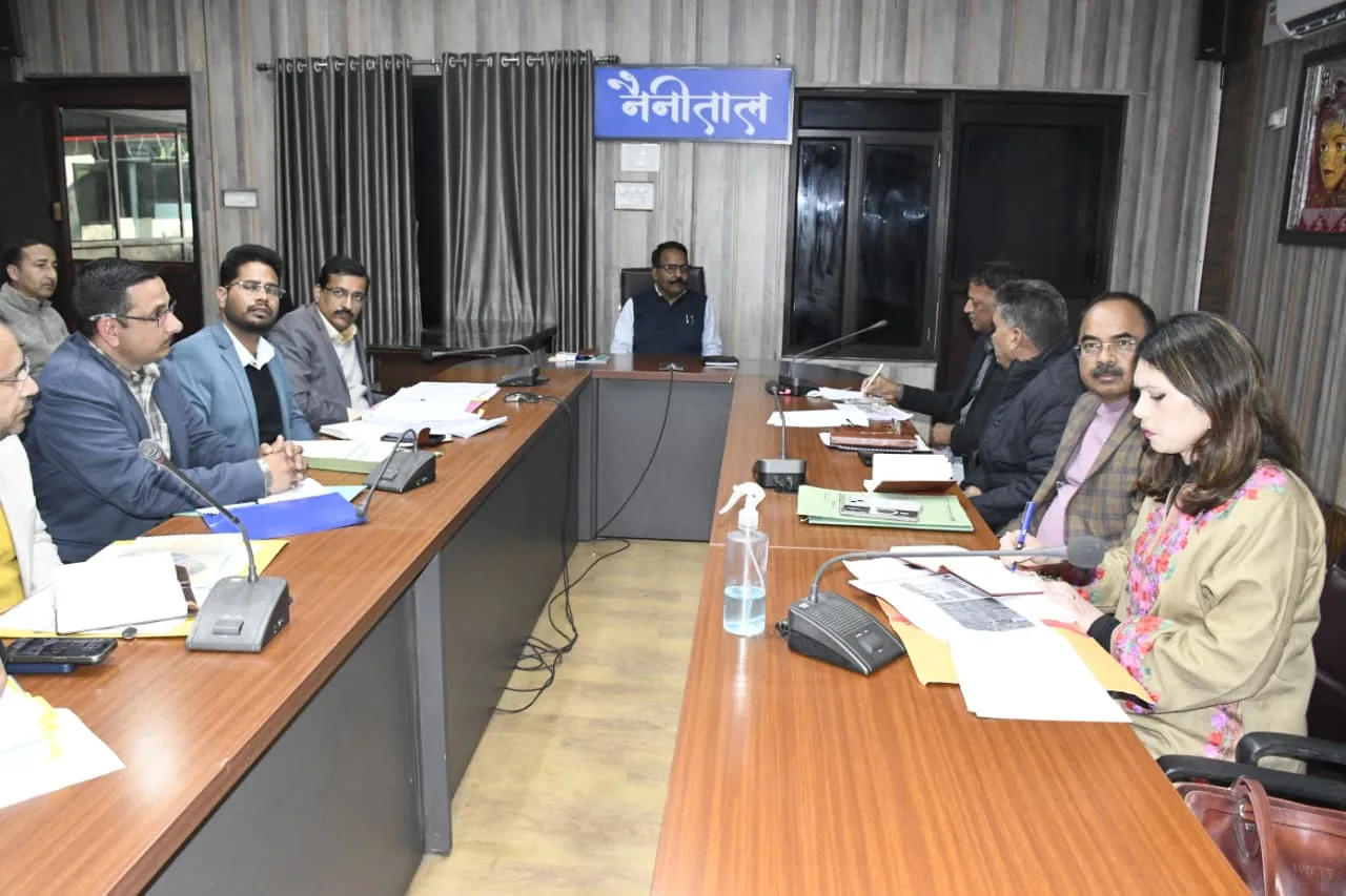 वनाग्नि रोकथाम के लिए ग्राउंड जीरो पर उतरें अधिकारी, जनसहभागिता से ही बचेगा जंगल: डीएम रयाल