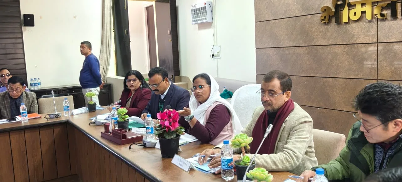 अल्पसंख्यक समाज के पात्र लोगों को योजनाओं का लाभ मिले, प्रमाण पत्र में न हो देरी: फरजाना बेगम