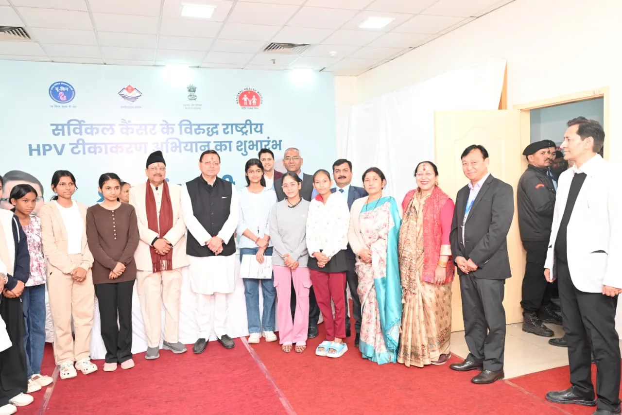 प्रधानमंत्री ने राजस्थान के अजमेर से 14 वर्ष की बालिकाओं के लिए देशव्यापी HPV टीकाकरण अभियान का शुभारंभ किया