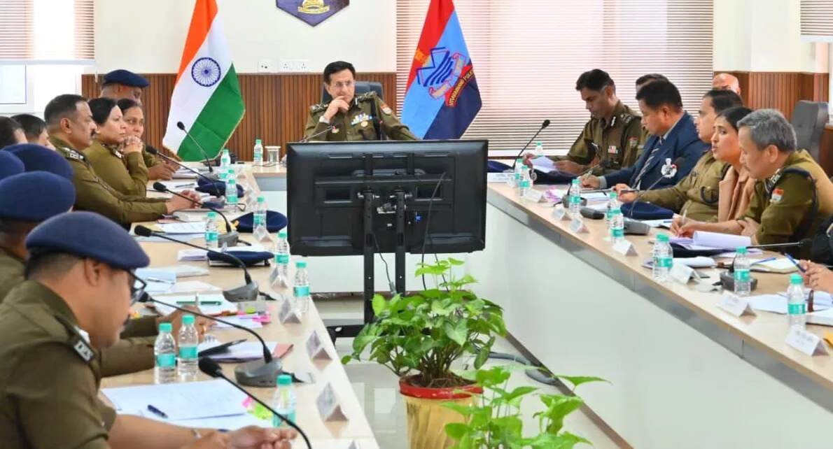 भ्रष्टाचार में लिप्त पुलिस कर्मियों को चिन्हित कर कार्रवाई करे विजिलेंस, लैंड फ्रॉड मामलों की CO करेंगे जांचः DGP