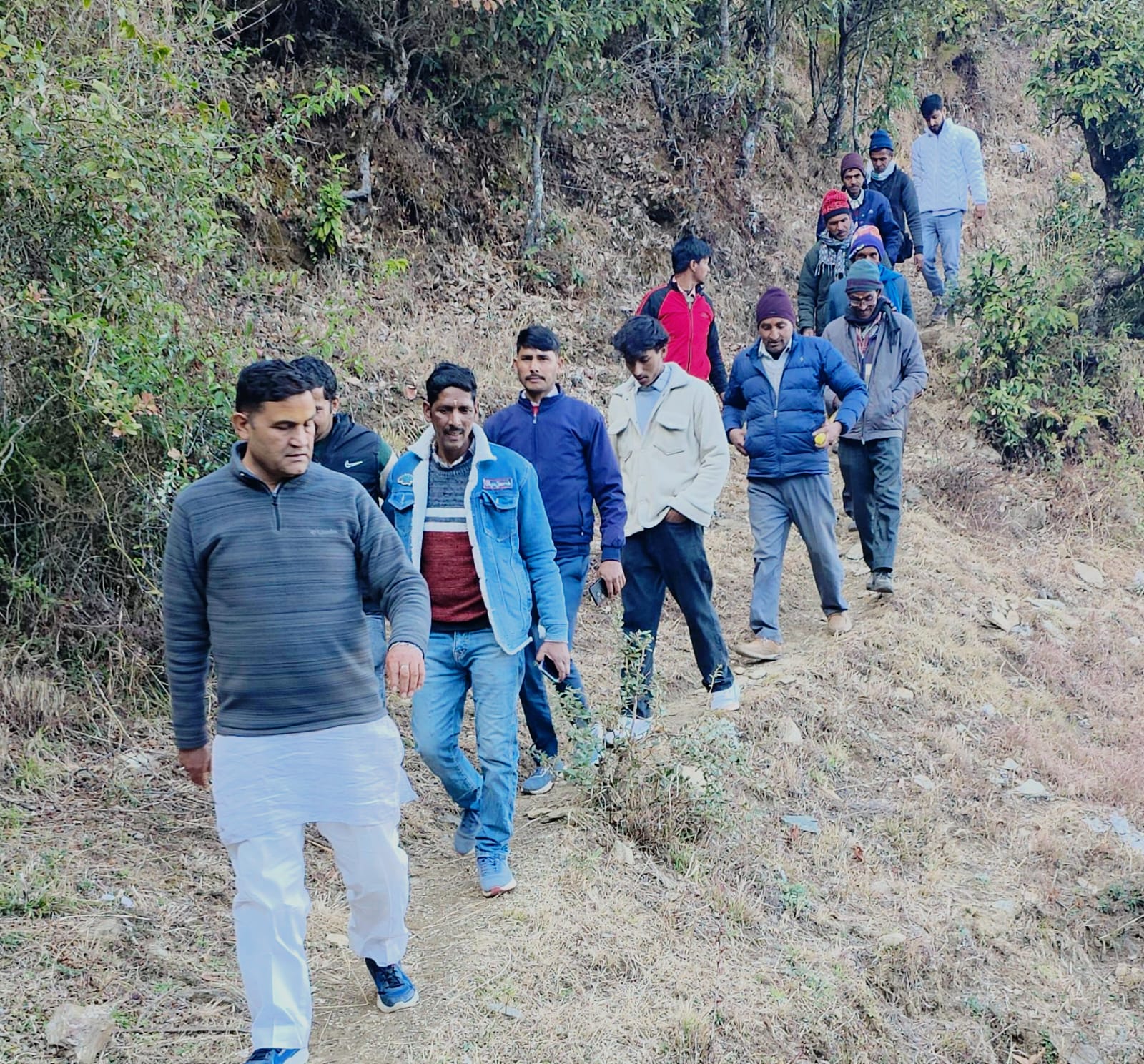 विधायक कैड़ा ने धारी ब्लॉक के गांवों का दौरा कर जानी ग्रामीणों की समस्याएं, अधिकारियों को दिए त्वरित समाधान के निर्देश