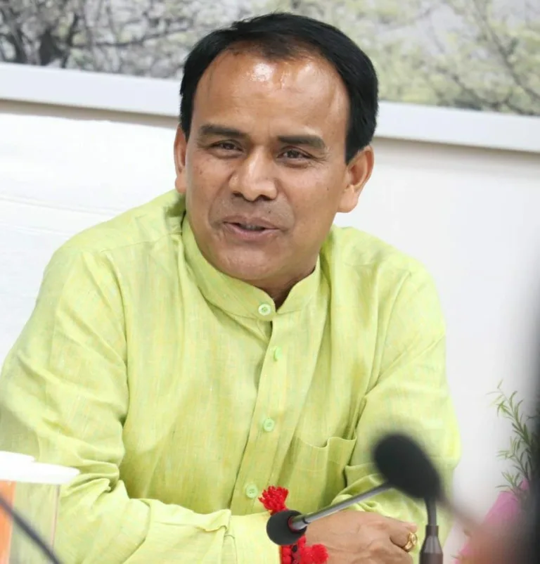 शिक्षकों के वार्षिक स्थानांतरण का होमवर्क करे विभागः डाॅ. धन सिंह रावत