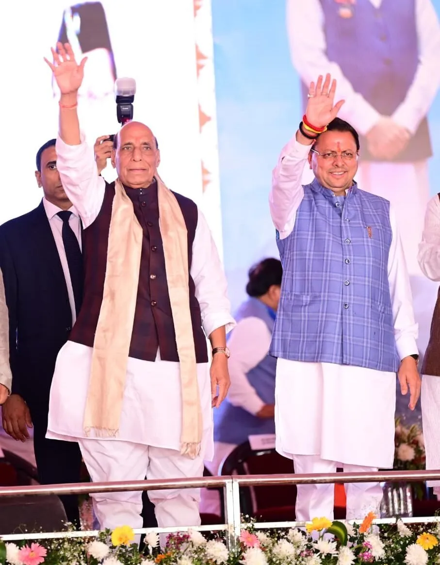 धामी बने ‘धुरंधर’, उत्तराखंड विकास की राह पर अग्रसर: राजनाथ सिंह