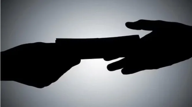 बिजली विभाग का जेई 80 हजार रुपए की रिश्वत लेते रंगे हाथ गिरफ्तार