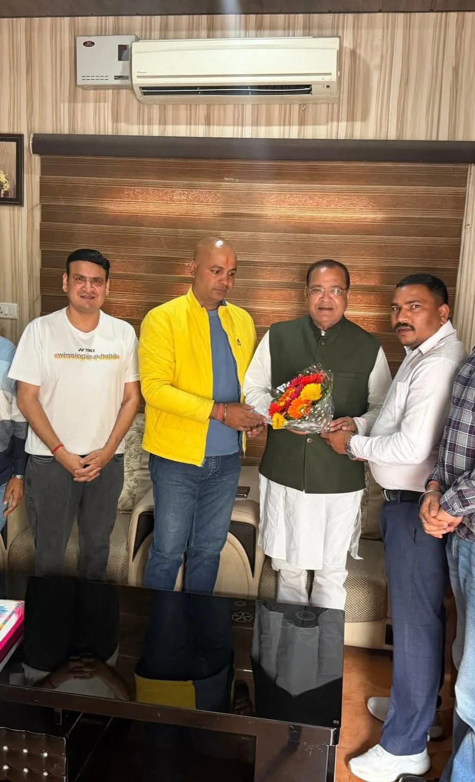 भीमताल से कांग्रेस टिकट के लिए मनोज शर्मा ने ठोकी दावेदारी