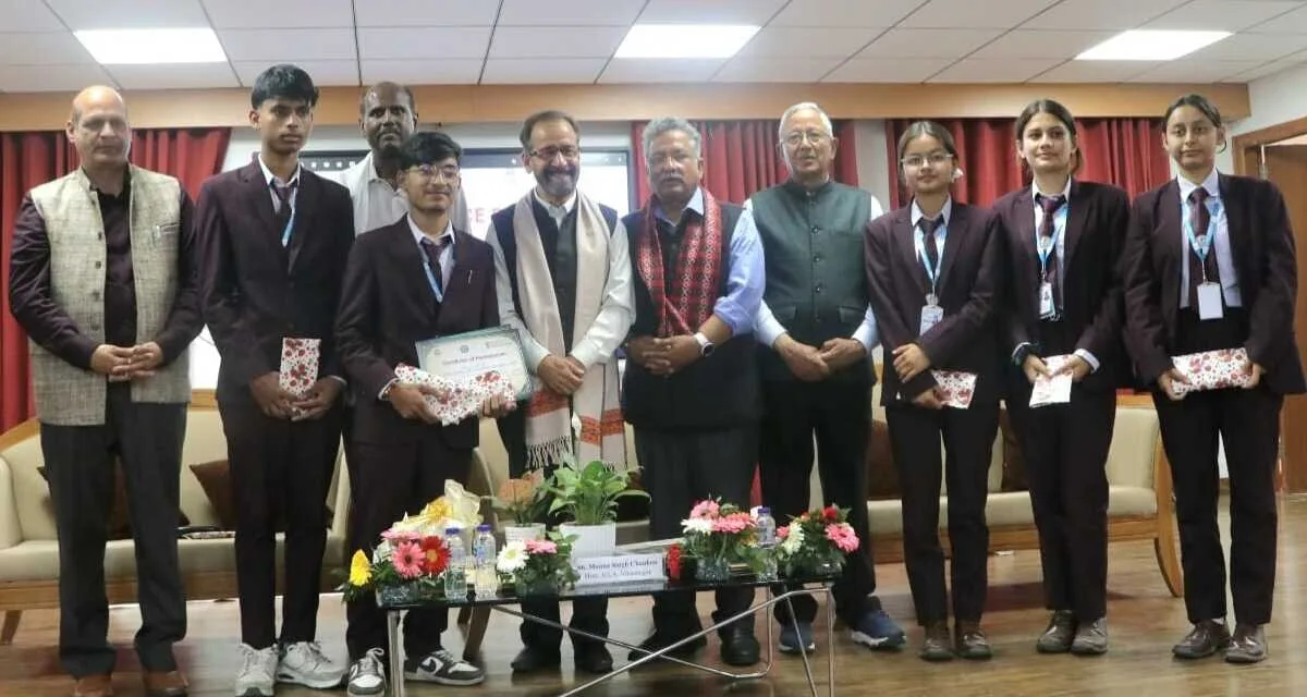 समाज की प्रगति और सतत विकास के लिए वैज्ञानिक दृष्टिकोण का विकास आवश्यक: चौहान