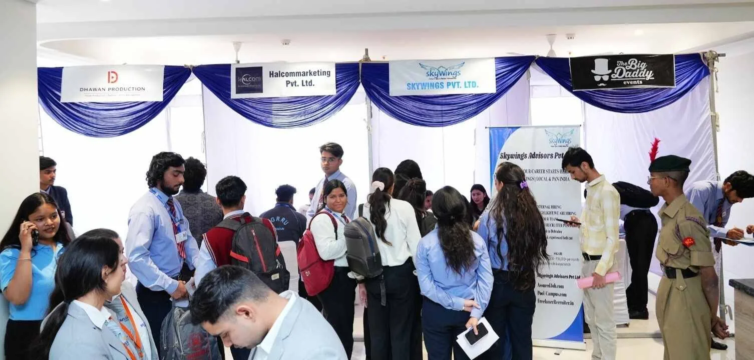 एसजीआरआरयू जॉब उत्सव : 200 छात्र-छात्राओं को शानदार प्लेसमेंट