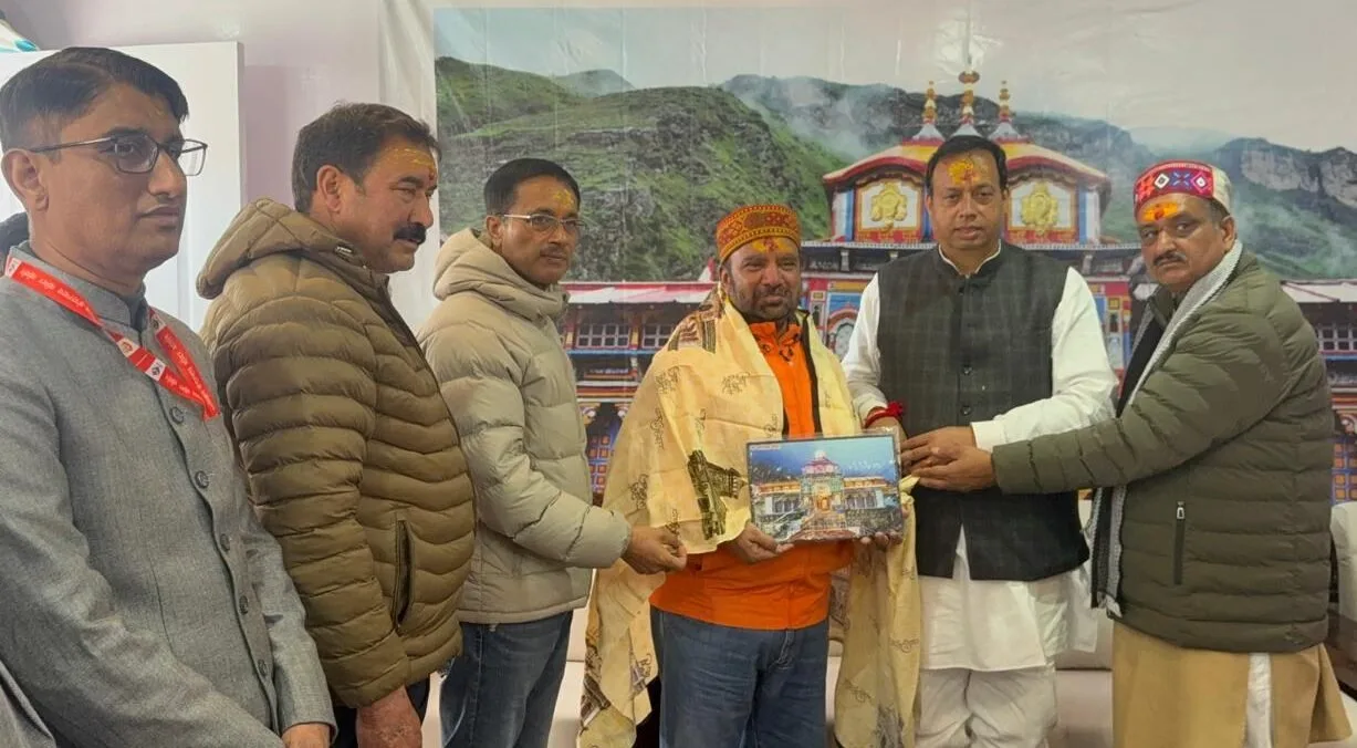 उद्योगपति महेन्द्र शर्मा ने श्री बदरीनाथ-केदारनाथ मंदिर समिति को ₹1.01 करोड़ का दान दिया