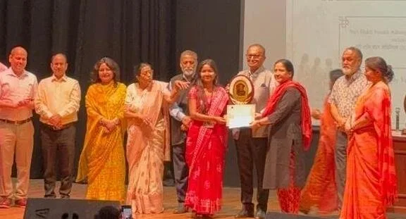 दून विश्वविद्यालय में नारी शक्ति वंदन अधिनियम पर वाद-विवाद प्रतियोगिता