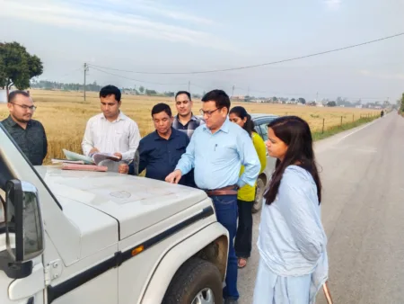 नया लालढांग-झिरना में बंदोबस्त कार्य का एडीएम ने किया निरीक्षण, अभिलेख प्रक्रिया में तेजी के निर्देश