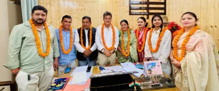 भीमताल में आठों ब्लॉक प्रमुखों की बैठक, अनावश्यक हस्तक्षेप पर जताई कड़ी आपत्ति