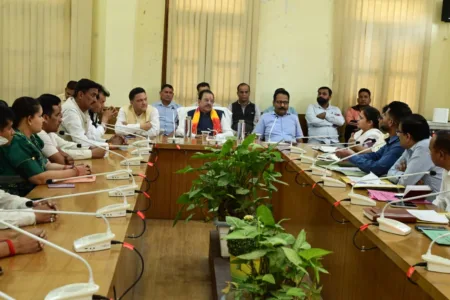 वन्यजीव-मानव संघर्ष पर सख्ती: सांसद अजय भट्ट ने दिए ठोस कदम उठाने के निर्देश