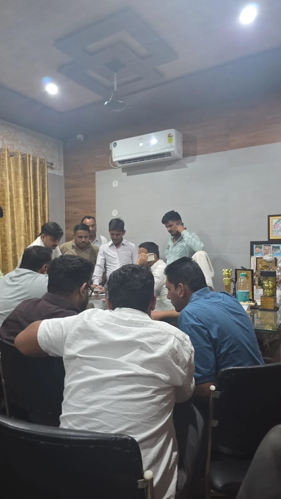 भीमताल में पेयजल संकट पर सख्त हुए मंत्री कैड़ा, डीएम को दिए तत्काल समाधान के निर्देश