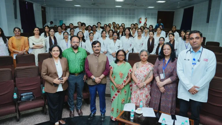 महिला चिकित्सकों के सशक्तिकरण के लिए कार माॅडयूल पर कार्यशाला