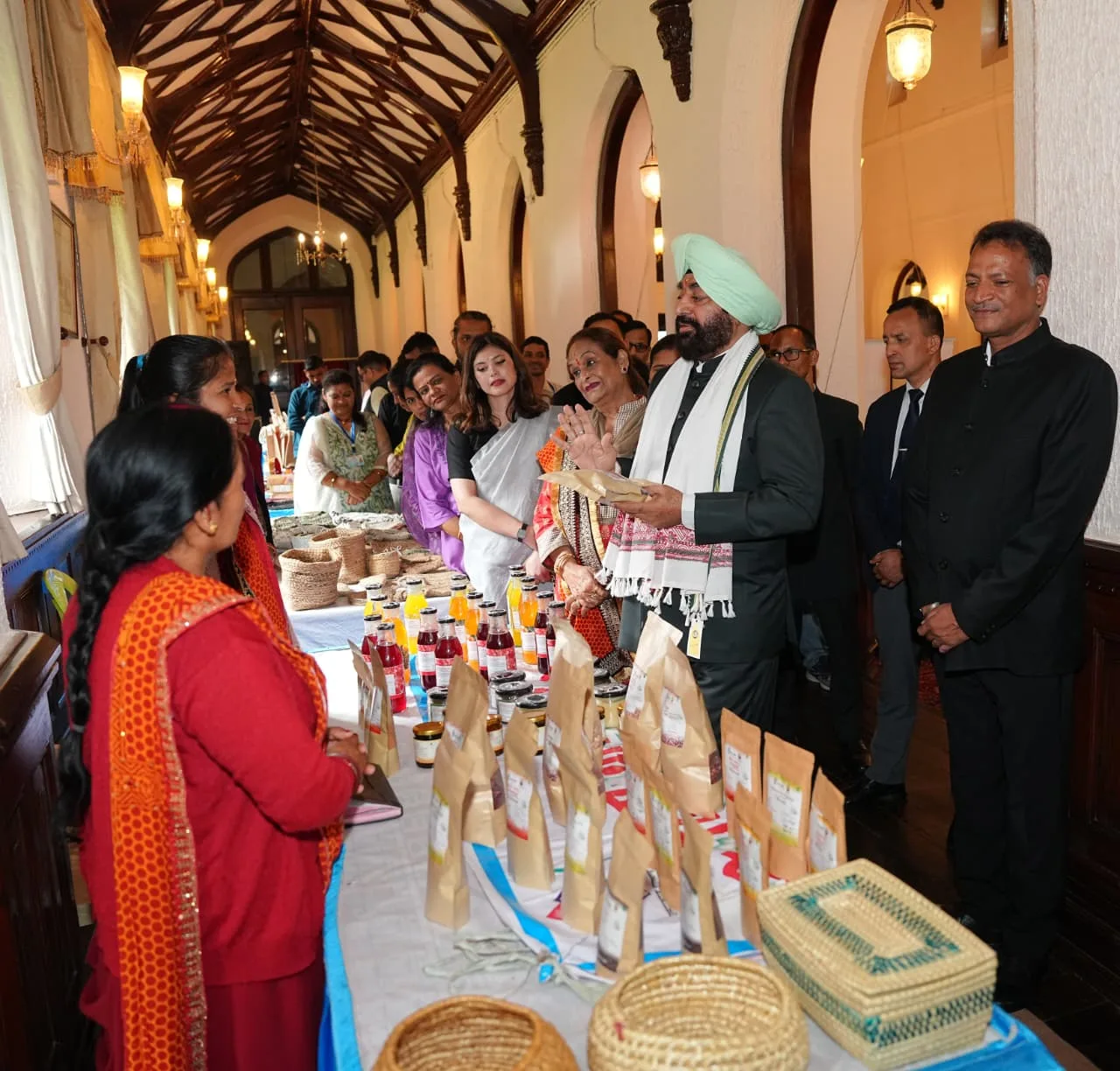 महिला समूहों की मेहनत को राज्यपाल ने सराहा, बोले- आत्मनिर्भर उत्तराखण्ड की मजबूत नींव हैं नारी शक्ति