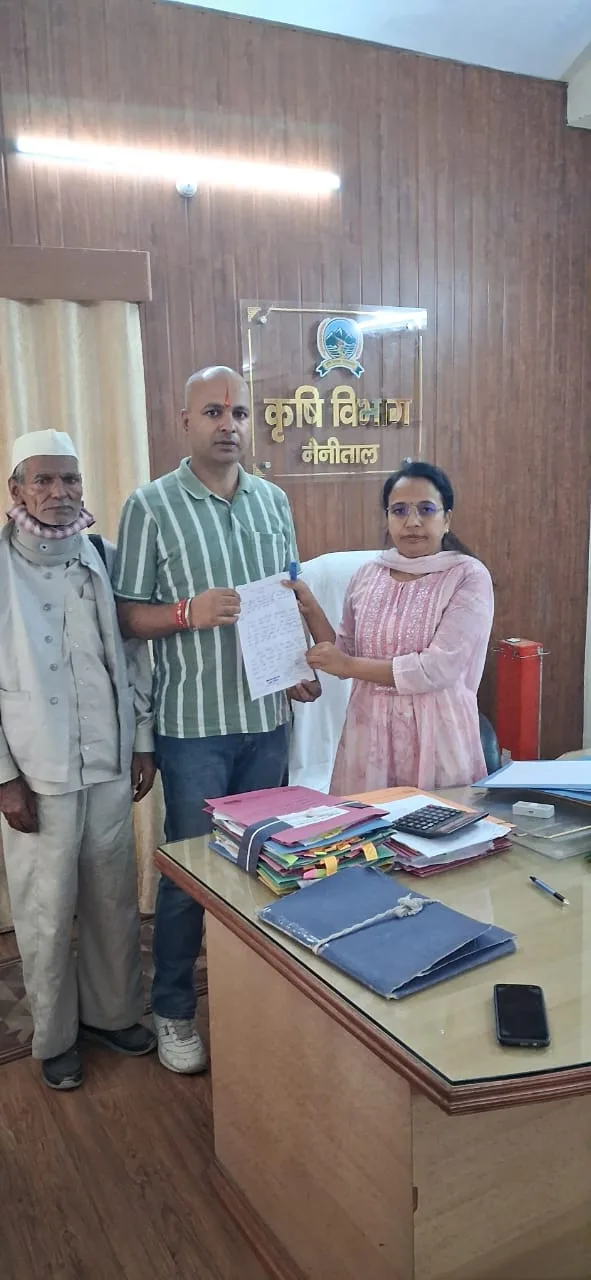 आपदा से किसानों की फसल और खेतों को भारी नुकसान, मुआवजे की मांग